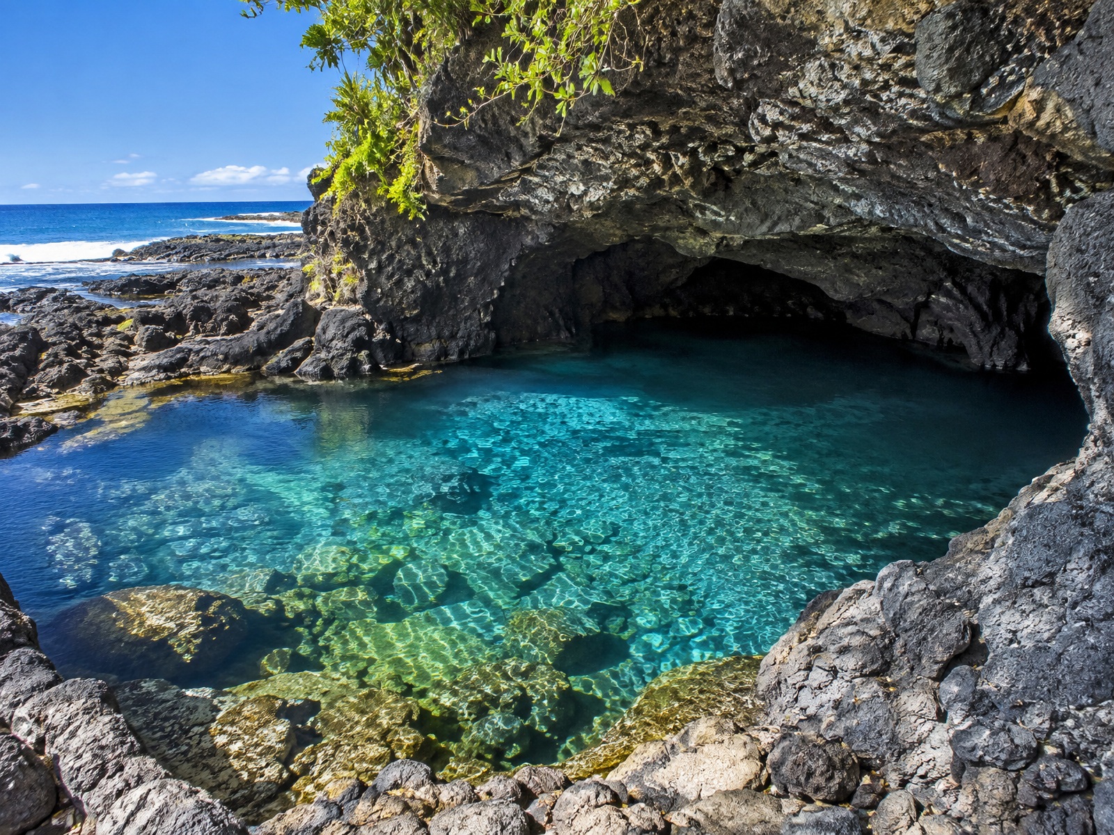 Piula Cave